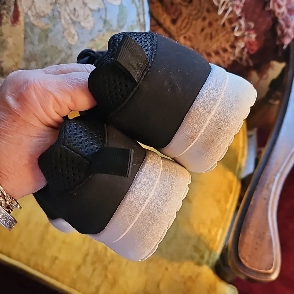 ProPlayer Athletic Shoes - Picture 5 of 8